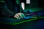 Razer Viper Ultimate with Charging Dock - Ambidextrous Esports Gaming Mouse Powered by HyperSpeed Wireless Technology (Focus+ 20K Optical Sensor, 74g Lightweight, RGB Chroma) Black
