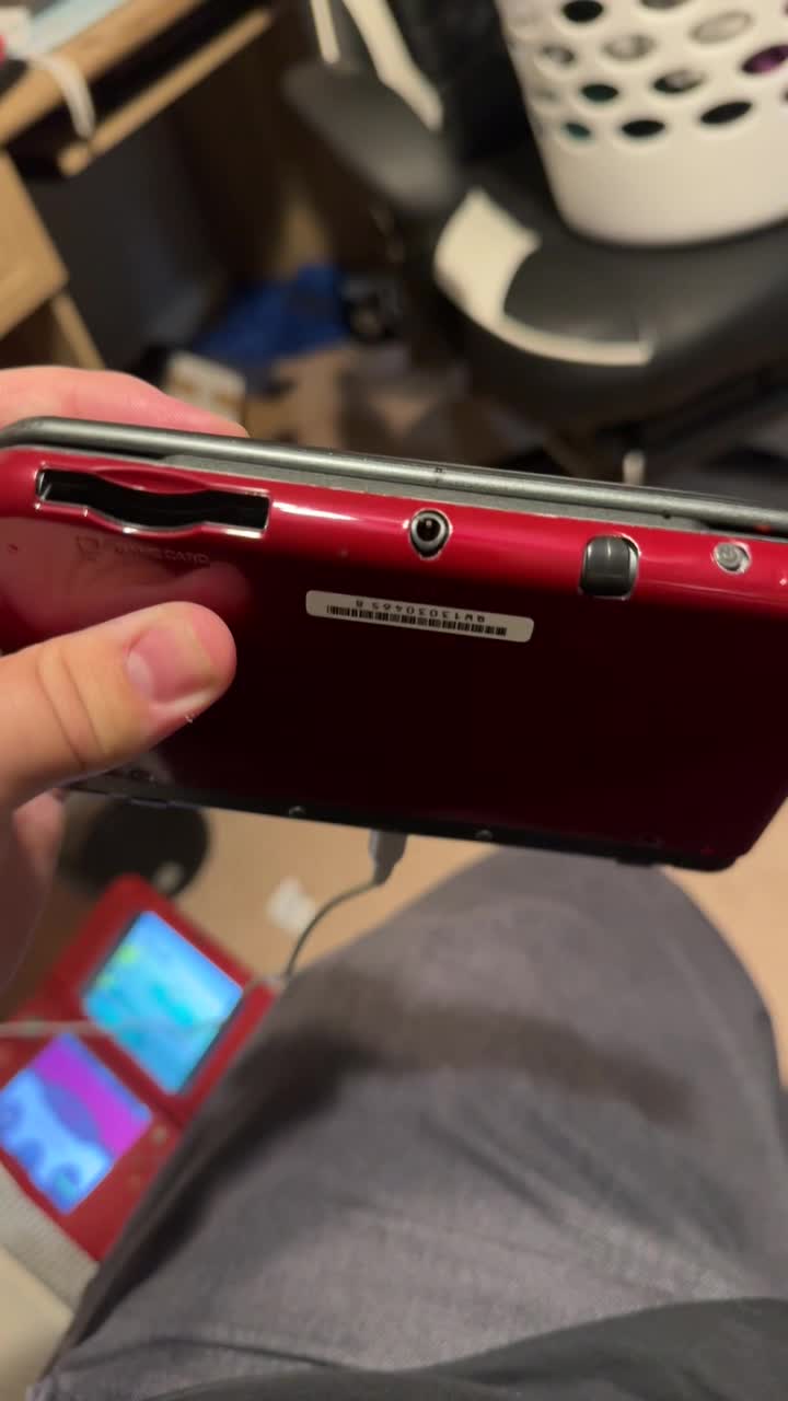 Nintendo 3DS XL Handheld System - Black/Blue (Renewed) [Nintendo DS]