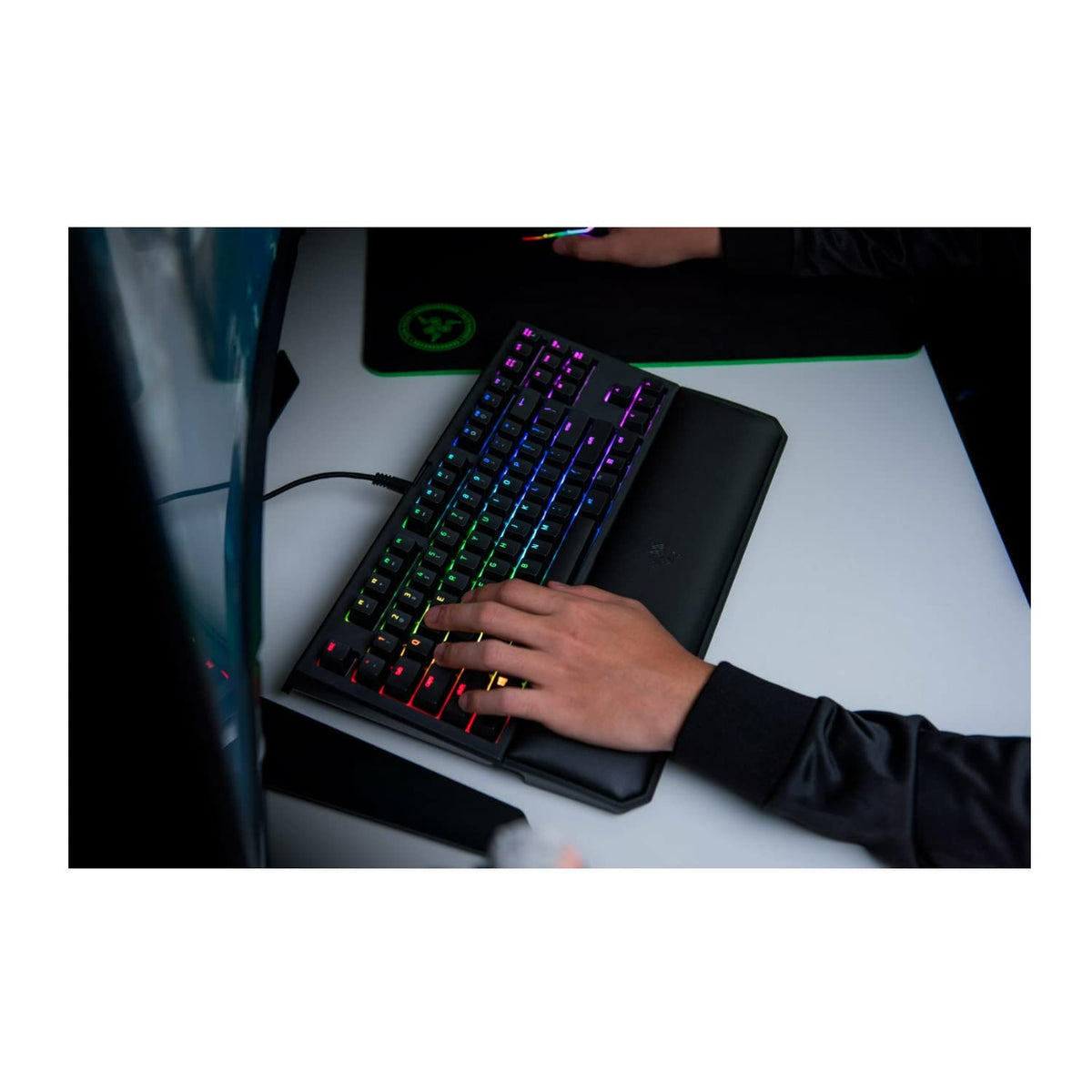 Razer BlackWidow TE Chroma v2 TKL Tenkeyless Mechanical Gaming Keyboard: Orange Key Switches, Tactile & Silent, Chroma RGB Lighting, Magnetic Wrist Rest, Programmable Macros, Classic Black