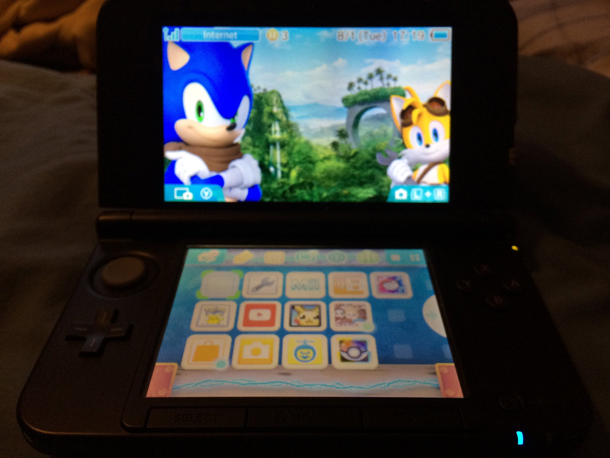 Nintendo Pokémon X & Y Limited Edition 3 DS XL (Red) [video game]
