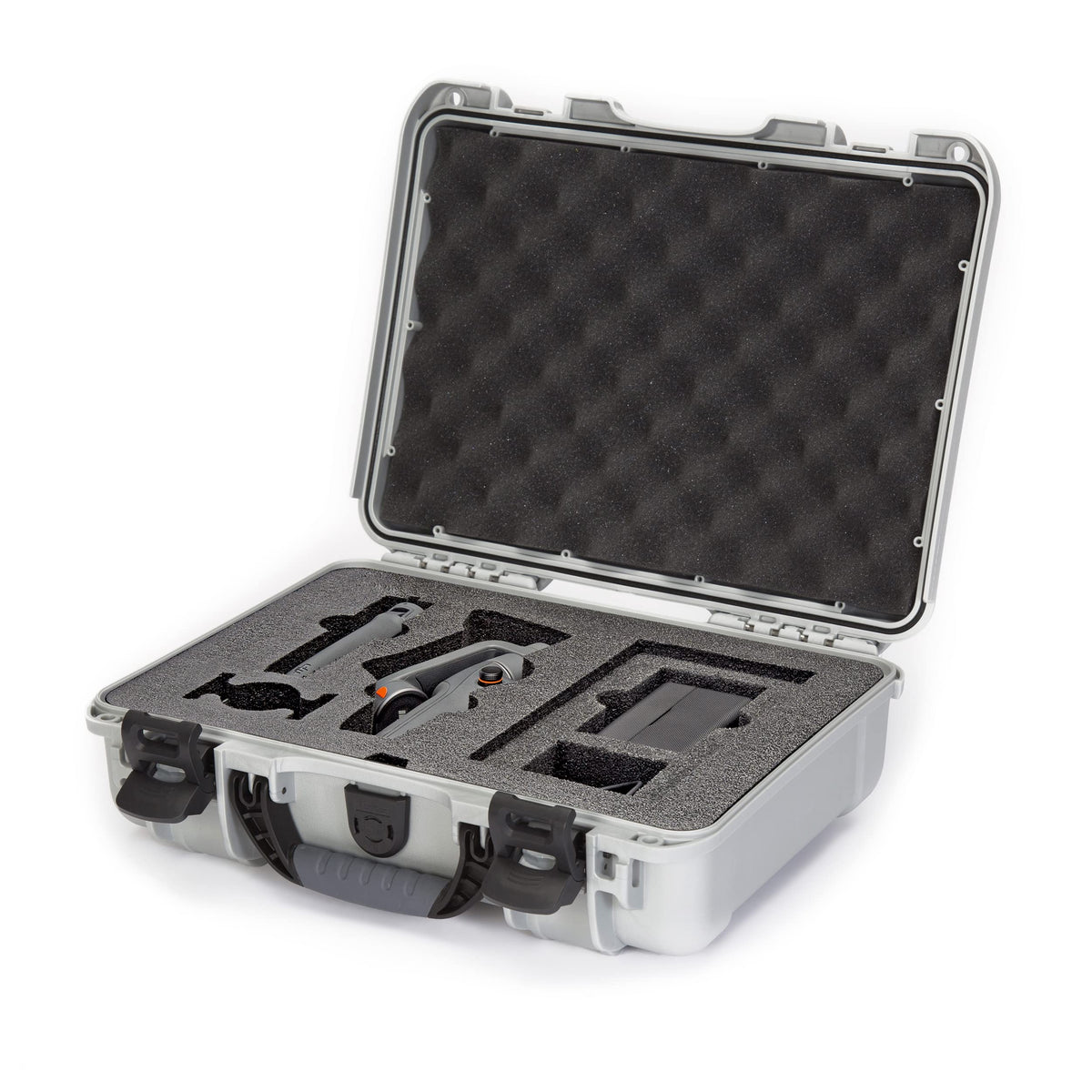 NANUK 925 Waterproof Hard Case with Foam Insert for Oculus Quest 2 - Olive