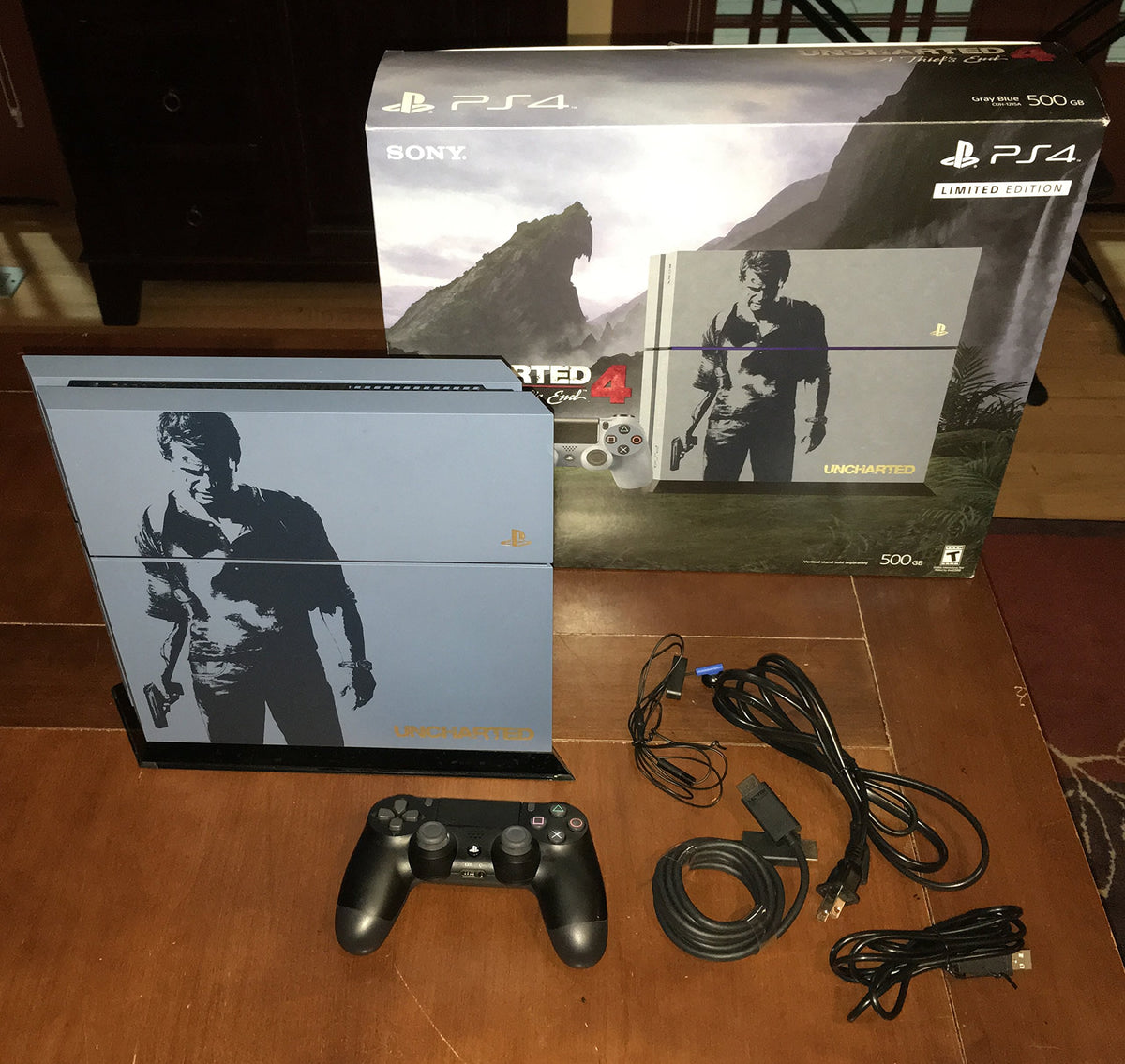 PlayStation 4 500GB Console - Uncharted 4 Limited Edition Bundle [Discontinued]
