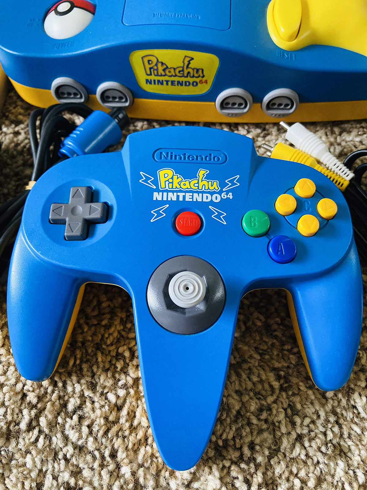 Nintendo 64 System - Video Game Console - Pikachu Bundle